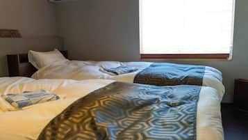 2 bedrooms, desk, free WiFi, bed sheets