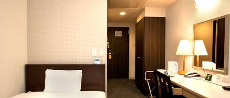 1 bedroom, desk, iron/ironing board, free WiFi