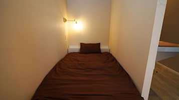 1 slaapkamer, een bureau, gratis wifi, beddengoed