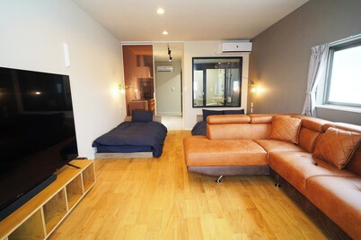 Niijima Guesthouse Etcetra can accommodate up to / Niijimamura Tokyo