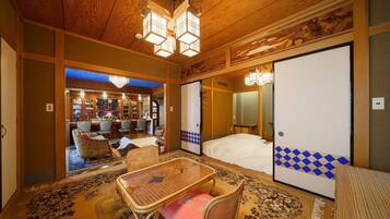 2 bedrooms, desk, free WiFi, bed sheets