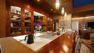 酒吧(店内)