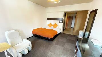1 bedroom, desk, free WiFi, bed sheets