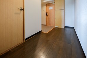 Interior - Junior Suite Room 2 semidouble beds with kitche / Miyazaki Miyazaki (Miyazaki)