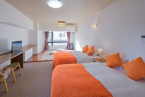 1 bedroom, desk, free WiFi, bed sheets