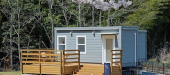 PARKHOMES Trailer house for up to 2 people / Watarai-gun Mie