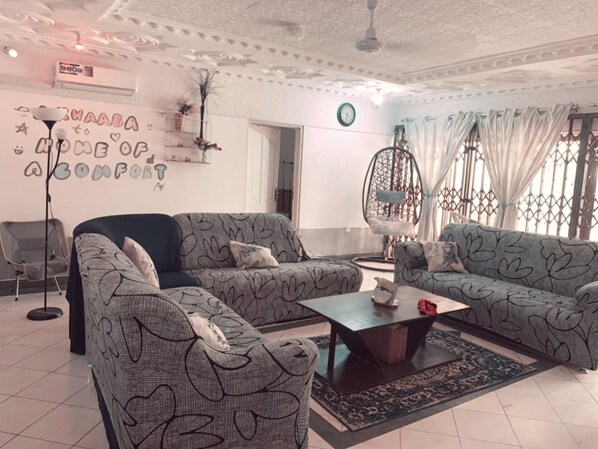 Lejlighed | Opholdsområde | Tv