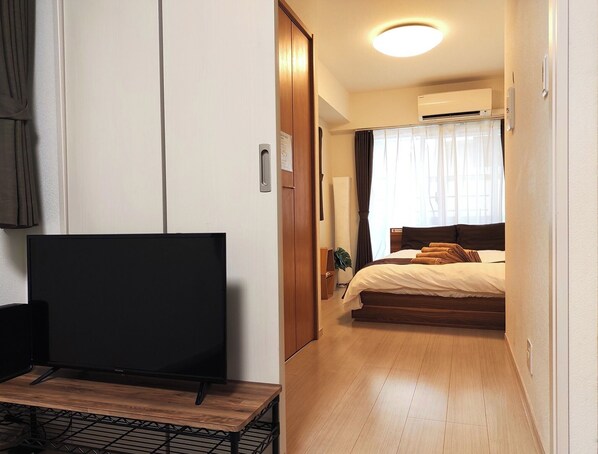 1 soverom, strykejern/-brett, wi-fi (inkludert) og sengetøy