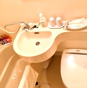 Hair dryer, towels - Nonsmoking Standard planCheckin by 10pm For / Osaka Ōsaka (Osaka)