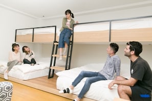 1 chambre, bureau, Wi-Fi gratuit, draps fournis
