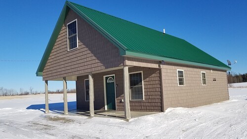 Want to see the eclipse. This cabin is just the place for you. 