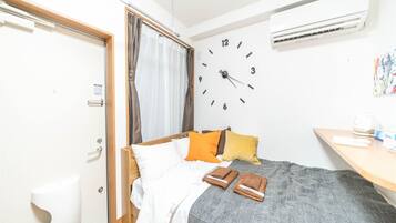 1 bedroom, iron/ironing board, free WiFi, bed sheets