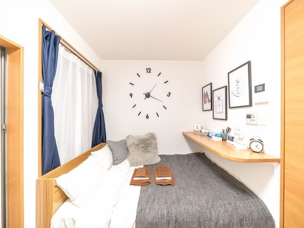 1 bedroom, iron/ironing board, free WiFi, bed sheets