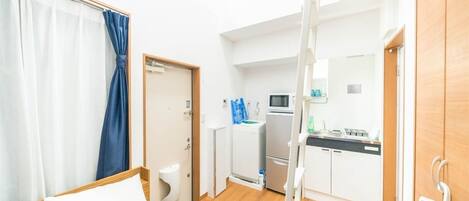 1 camera, ferro/asse da stiro, Wi-Fi gratuito, lenzuola
