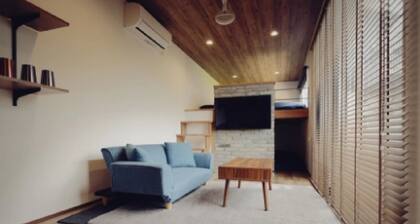 Trailer house with camping space Long weekend ra / Shikokuchuo City Ehime