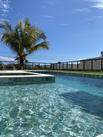 Casa de Praia com 3 Suítes Climatizadas e Piscina Incrível