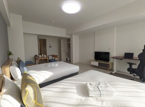 1 bedroom, desk, free WiFi, bed sheets