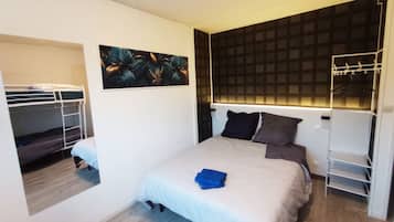 3 Schlafzimmer, Bügeleisen/Bügelbrett, kostenloses WLAN, Bettwäsche