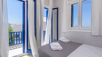 2 makuuhuonetta, silitysrauta/-lauta, vauvan matkasänky, ilmainen Wi-Fi