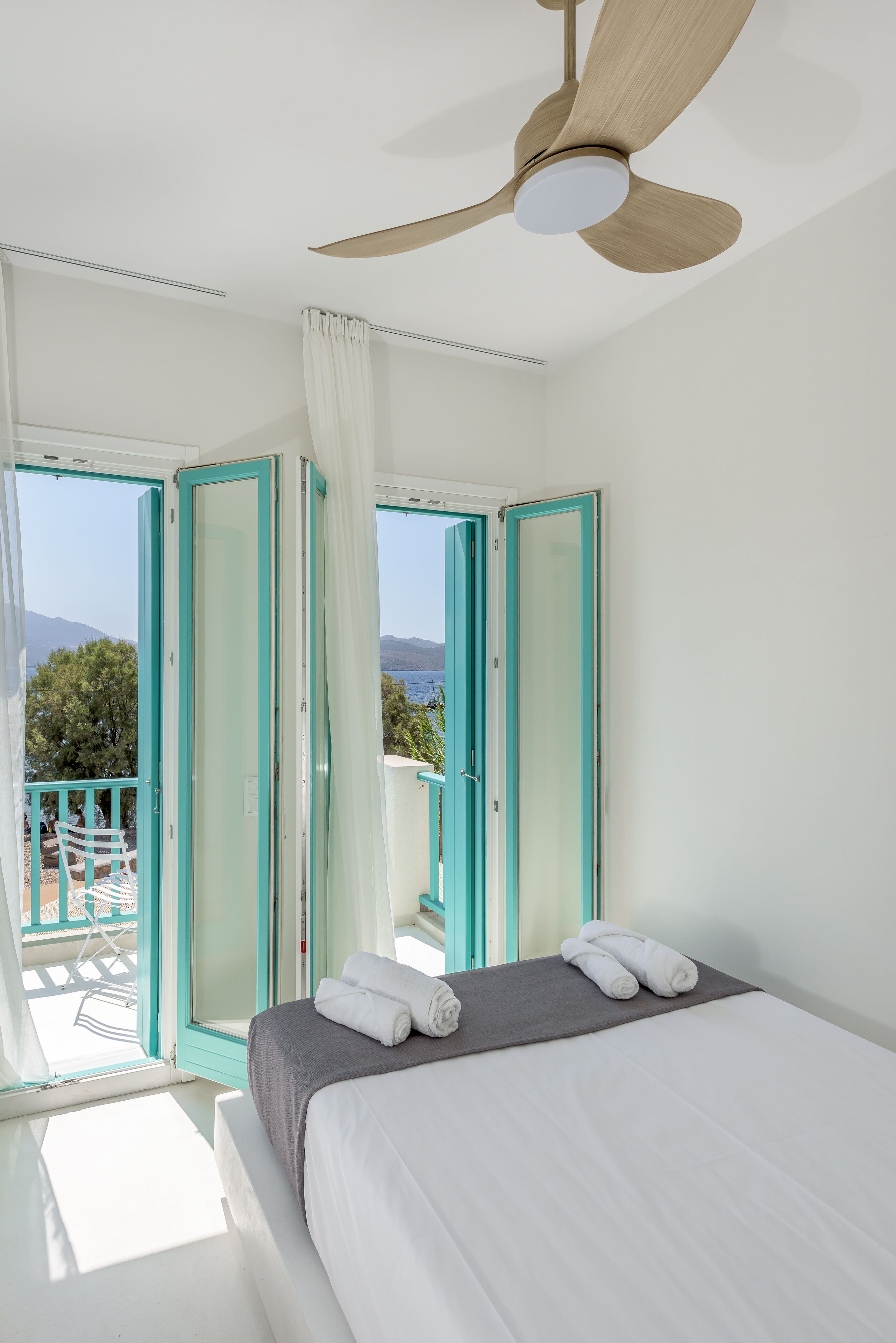 2 bedrooms, iron/ironing board, travel cot, free WiFi