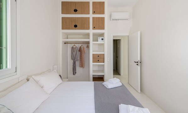 1 غرفة نوم ومكواة/لوح كي وسرير سفر وواي فاي مجانًا