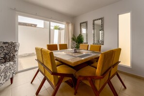 Standard House | Dining room