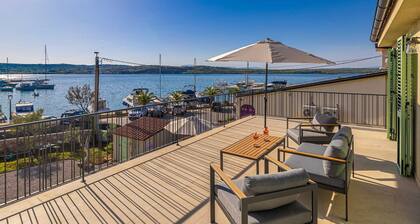 Villa BEACHFRONT with heated pool