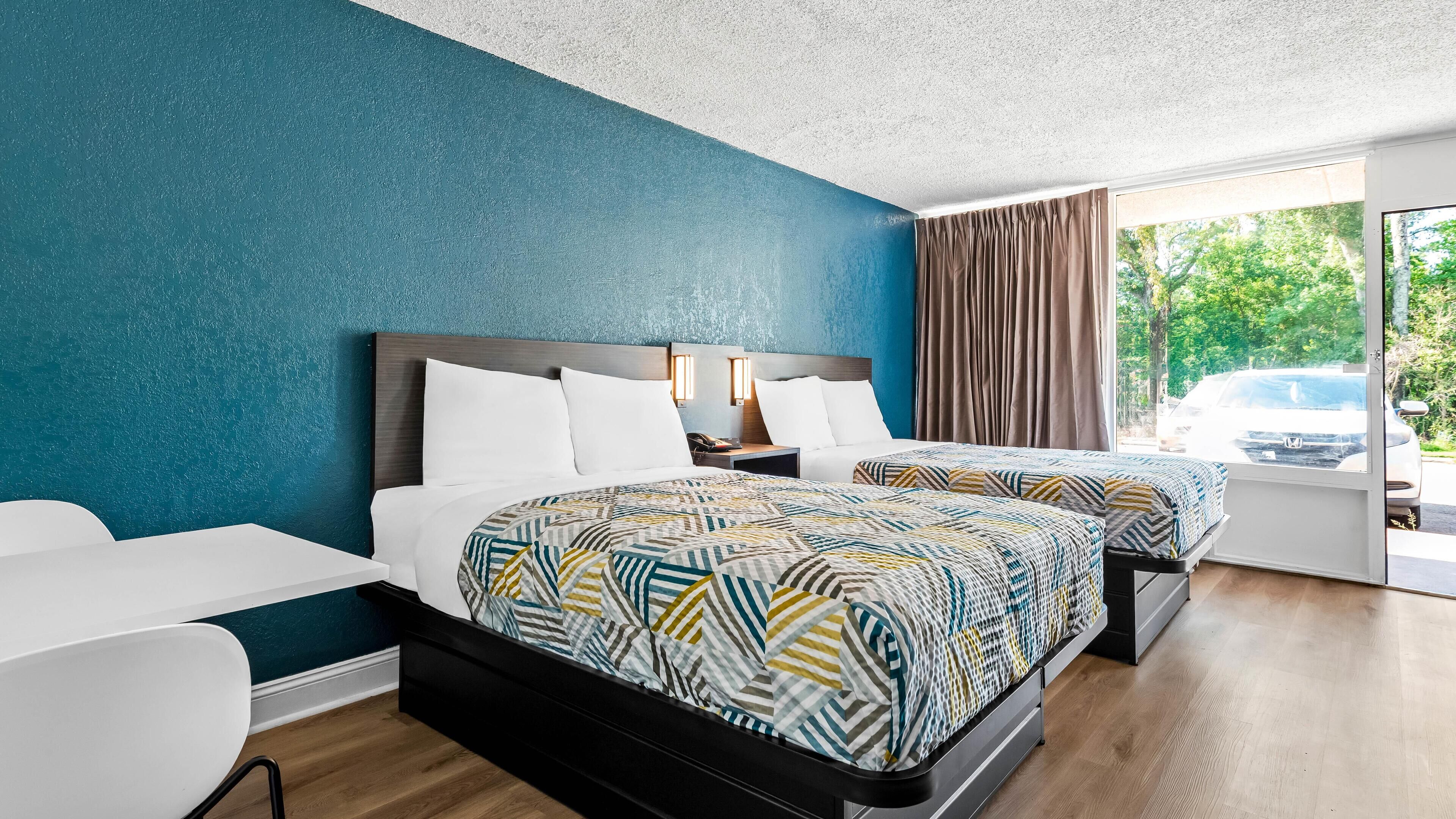 Free WiFi, bed sheets