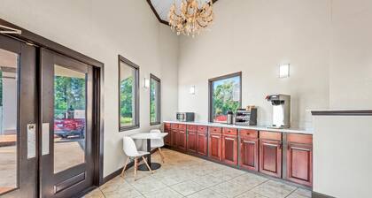 Studio 6 Hammond, LA – I12 – I55