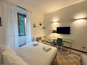 2 室のベッドルーム、アイロン / アイロン台、旅行用ベビーベッド、WiFi (無料)