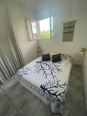 1 bedroom, iron/ironing board, free WiFi