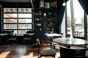 Bar (en la propiedad)