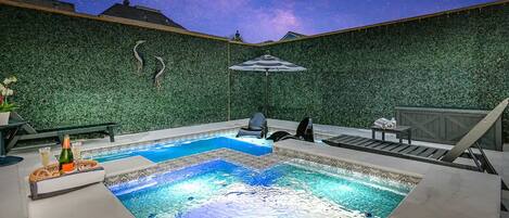 Outdoor pool, a heated pool