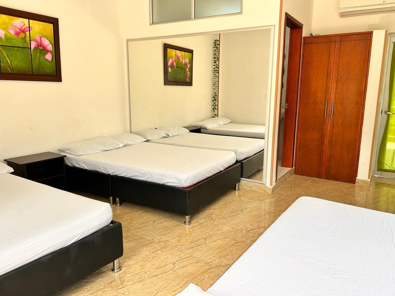 4 habitaciones, wifi y ropa de cama 