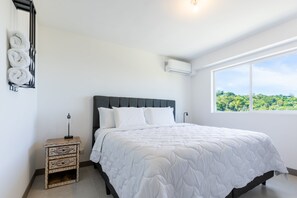 1 bedroom, in-room safe, free WiFi, bed sheets