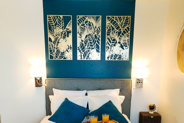 1 habitación, tabla de planchar con plancha, wifi y ropa de cama