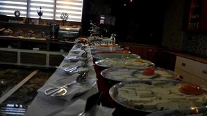 Unclassified image, 2 of 10, button