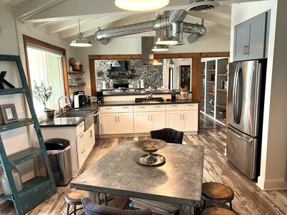 Whispering Hills Ranch 5 minutes from Wine Trail