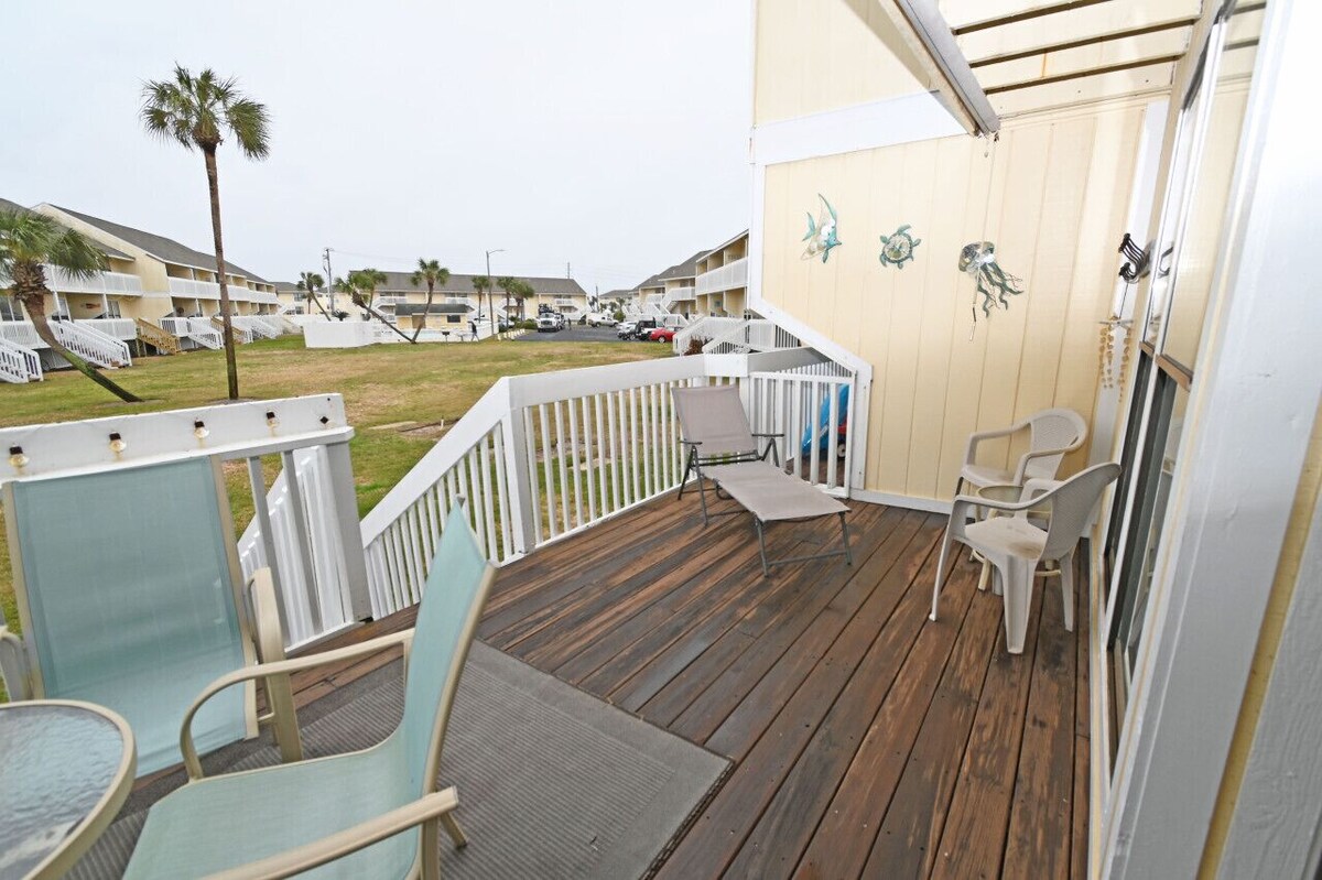 Photo 10 of Sandpiper Cove Unit 8135 Studio With FREE Beach Service and Pet Friendly!