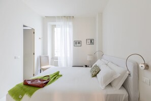 1 camera, Wi-Fi, lenzuola