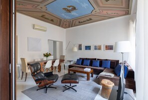Living area - iFlat | Charming Apartment in the heart of Rome (Roma)
