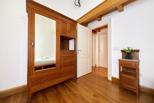 2 bedrooms - iFlat | Retro Chic Apartment in Prati (Roma)