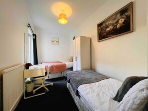 3 bedrooms, free WiFi, bed sheets - 3-bed Apartment in King's Cross Central London (London)