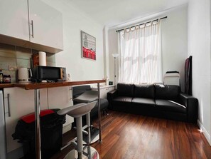 Apartment | Interior - 3-bed Apartment in King's Cross Central London (London)