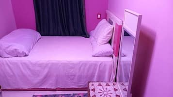 2 bedrooms, WiFi, bed sheets