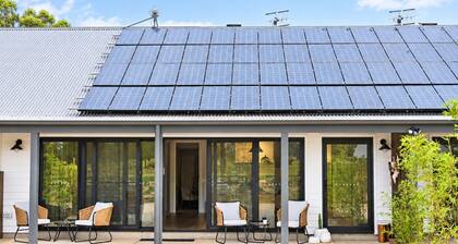 Shawwood Winery - Luxury Mudgee Farm Accommodation, Newly built with space, views close to town and wineries
