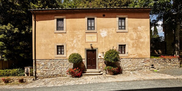 Exterior - Scuola Apartment (Gambassi Terme)