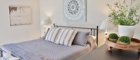 3 bedrooms, iron/ironing board, travel cot, free WiFi