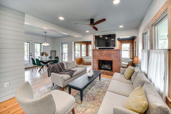 Living Room | 1st Floor | Smart TV | Fireplace | Mini-Split A/C | Ceiling Fans