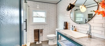 Virginia Retreat w/ Porch & Grill, Near Beaches!